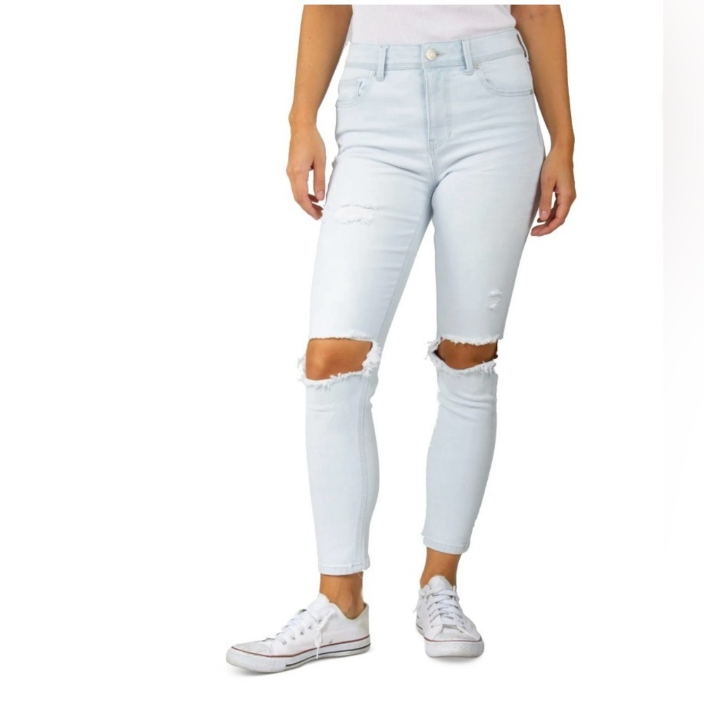 Indigo Rein Women's Light Blue Skinny Jeans